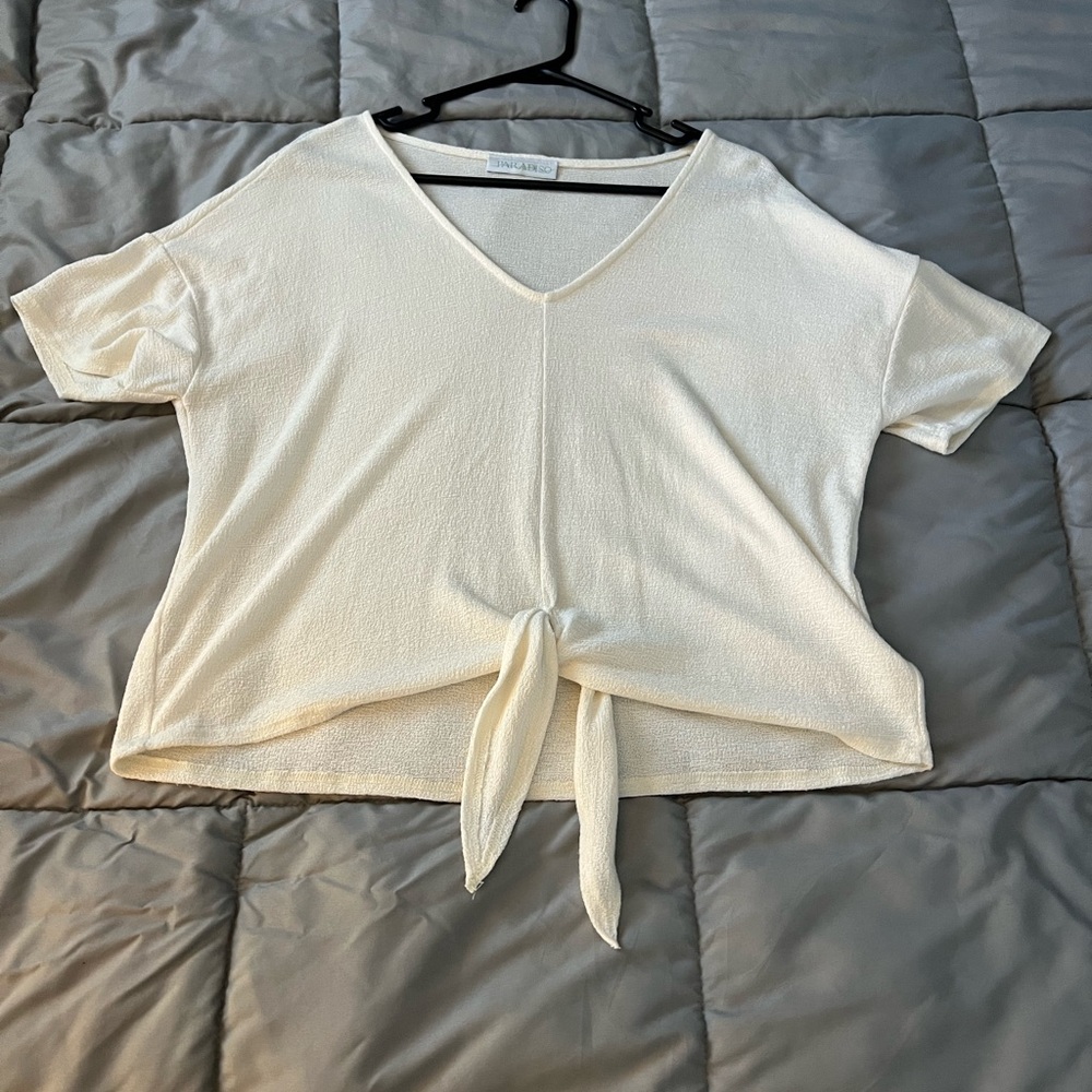 NWOT Cream V-Neck Tie-Front Tee